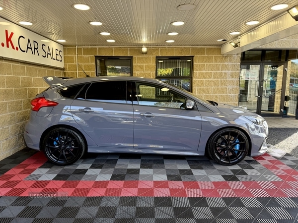 Used Ford Focus 2017 for sale - 76359667: Photo 2