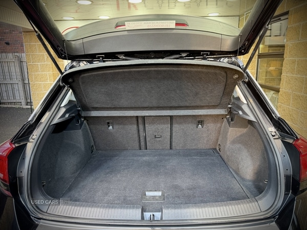 Used Volkswagen T-Roc 2019 for sale - 76486054: Photo 32