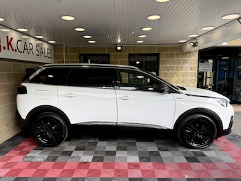 Used Peugeot 5008 2018 for sale - 79034856: Photo