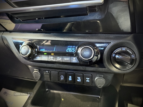 Used Toyota Hilux 2020 for sale - 77794668: Photo 25