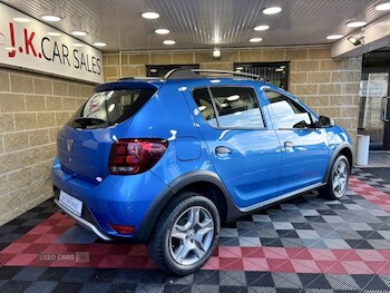 Used Dacia Sandero Stepway 2020 for sale - 79084870: Photo