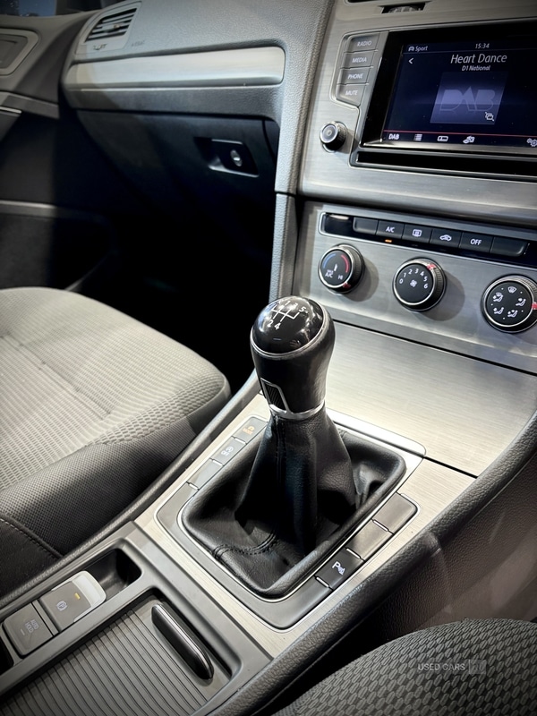 Used Volkswagen Golf 2015 for sale - 76927325: Photo 24