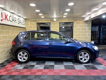 Used Volkswagen Golf 2015 for sale - 76927325: Photo