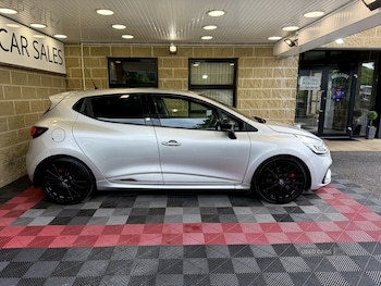 Used Renault Clio 2018 for sale - 78855557: Photo