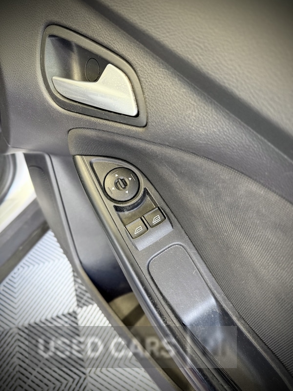 Used Ford Focus 2011 for sale - 77799601: Photo 28