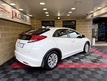 Used Honda Civic 2013 for sale - 76110023: Photo 2