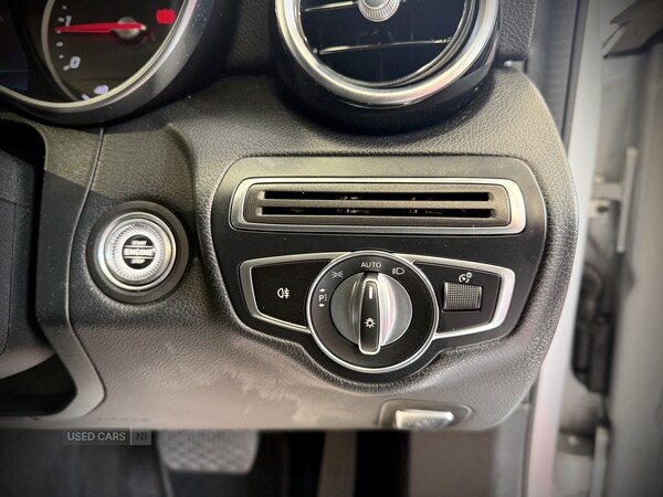 Used Mercedes-Benz C Class 2018 for sale - 76251561: Photo 17