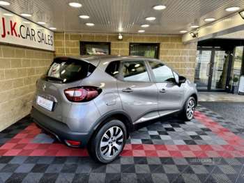 Used Renault Captur 2017 for sale - 72816441: Photo