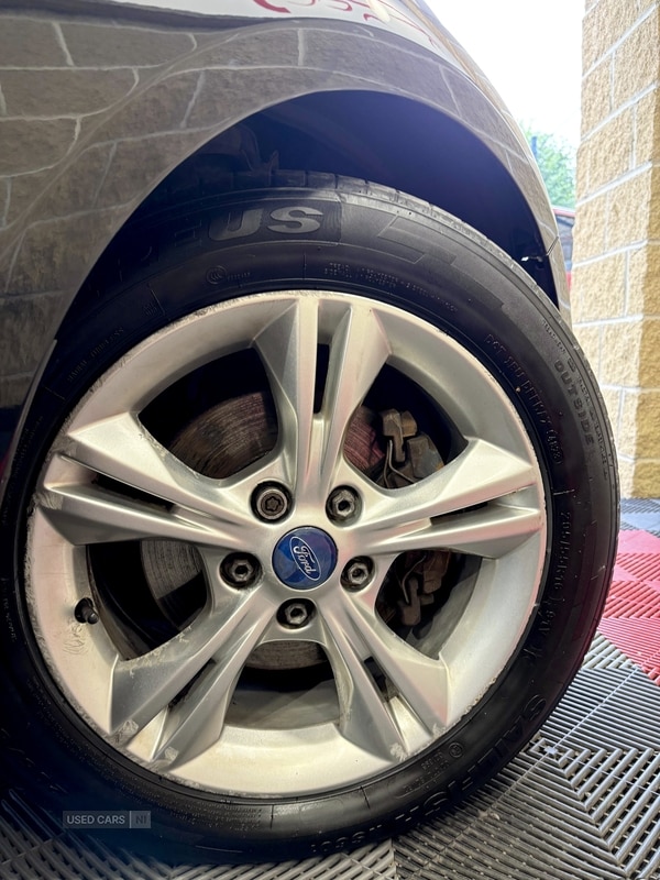 Used Ford Focus 2011 for sale - 75659367: Photo 10