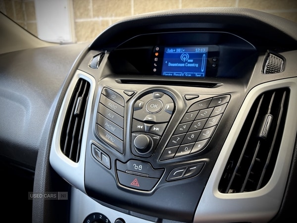 Used Ford Focus 2011 for sale - 75659367: Photo 20