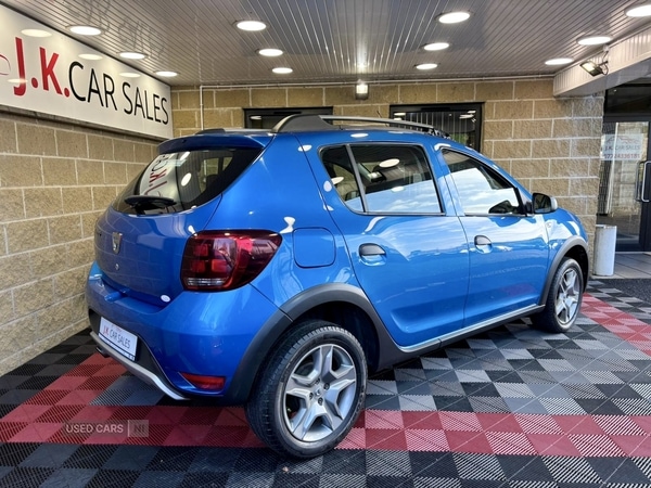 Used Dacia Sandero Stepway 2020 for sale - 77009226: Photo 2
