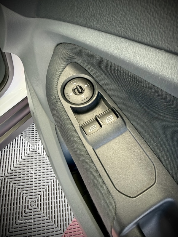 Used Ford C-Max 2014 for sale - 77898797: Photo 28