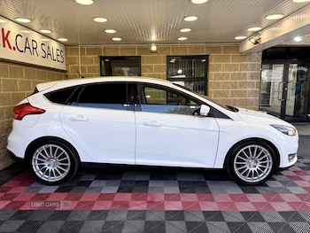 Used Ford Focus 2015 for sale - 78335958: Photo