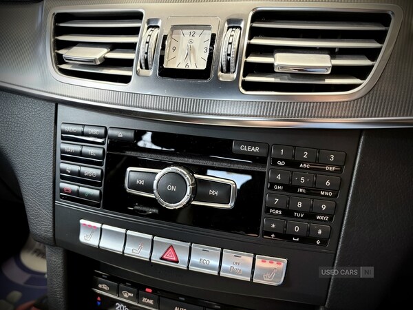 Used Mercedes-Benz E Class 2013 for sale - 77978727: Photo 23