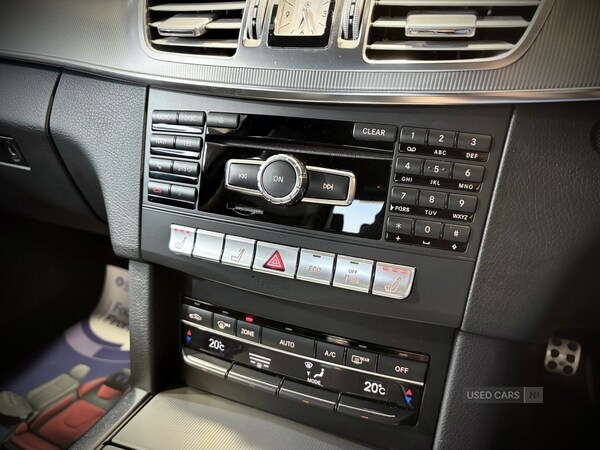 Used Mercedes-Benz E Class 2013 for sale - 77978727: Photo 24