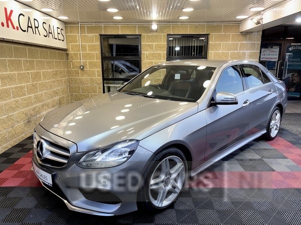 Used Mercedes-Benz E Class 2013 for sale - 77978727: Photo 4