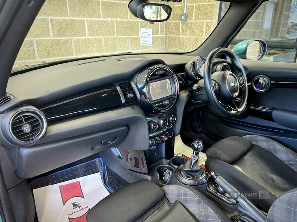 Used MINI Convertible 2017 for sale - 74574889: Photo 32
