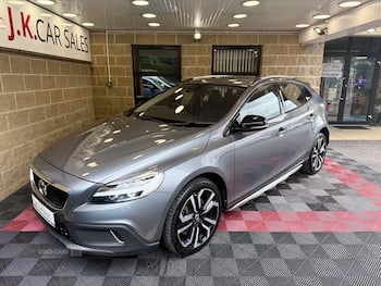 Used Volvo V40 2016 for sale - 79577873: Photo