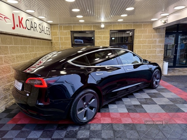 Used Tesla Model 3 2019 for sale - 76977084: Photo 2