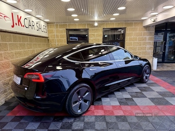 Used Tesla Model 3 2019 for sale - 76977084: Photo