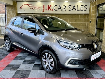 Used Renault Captur 2017 for sale - 79159559: Photo