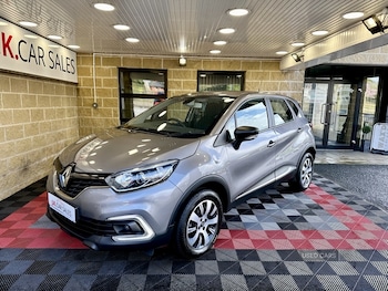 Used Renault Captur 2017 for sale - 79159559: Photo