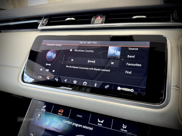 Used Land Rover Range Rover Velar 2017 for sale - 77893383: Photo 24