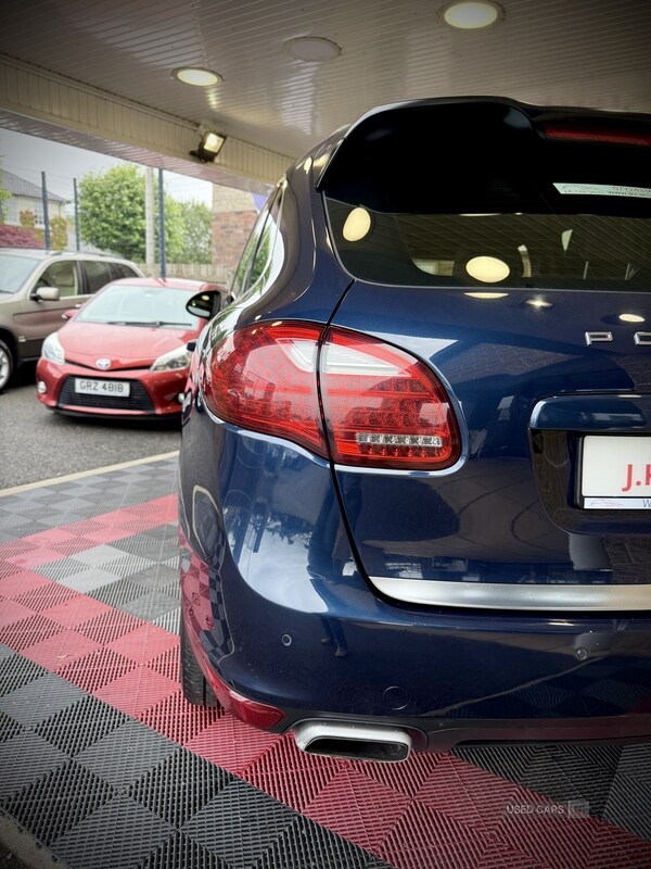 Used Porsche Cayenne 2012 for sale - 75312059: Photo 10