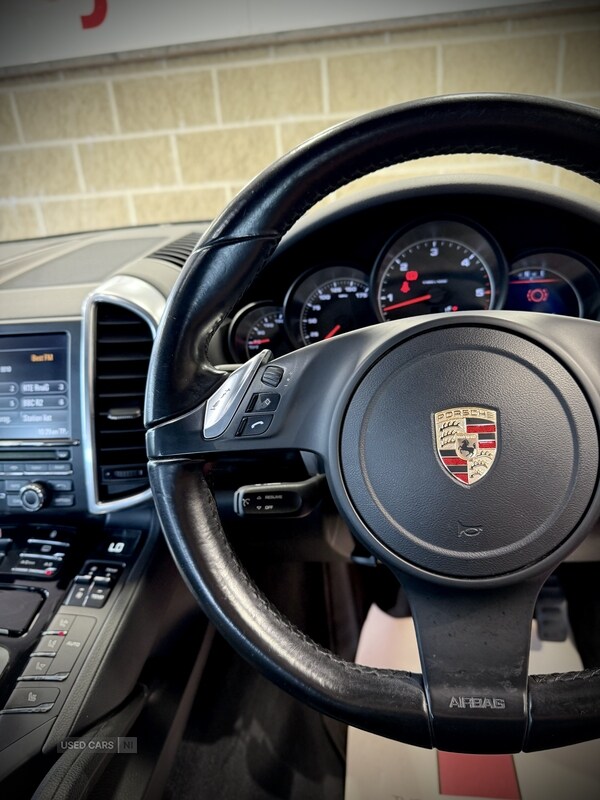 Used Porsche Cayenne 2012 for sale - 75312059: Photo 16
