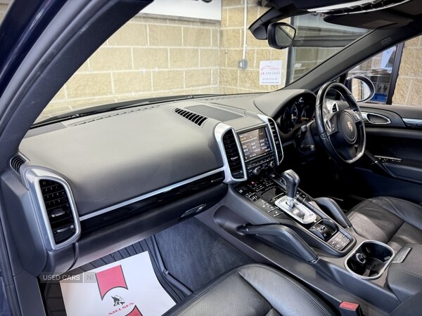 Used Porsche Cayenne 2012 for sale - 75312059: Photo 29