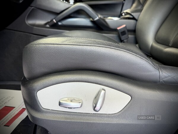 Used Porsche Cayenne 2012 for sale - 75312059: Photo 31