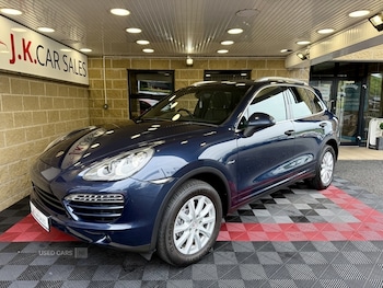 Used Porsche Cayenne 2012 for sale - 75312059: Photo