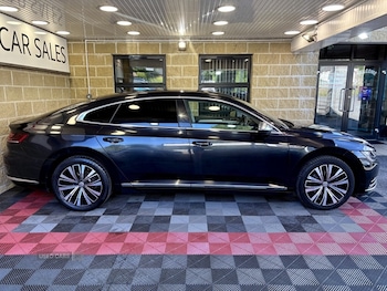 Used Volkswagen Arteon 2018 for sale - 79375170: Photo