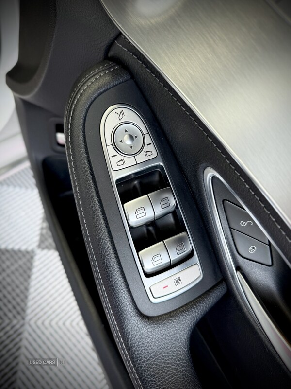 Used Mercedes-Benz C Class 2015 for sale - 76315405: Photo 32