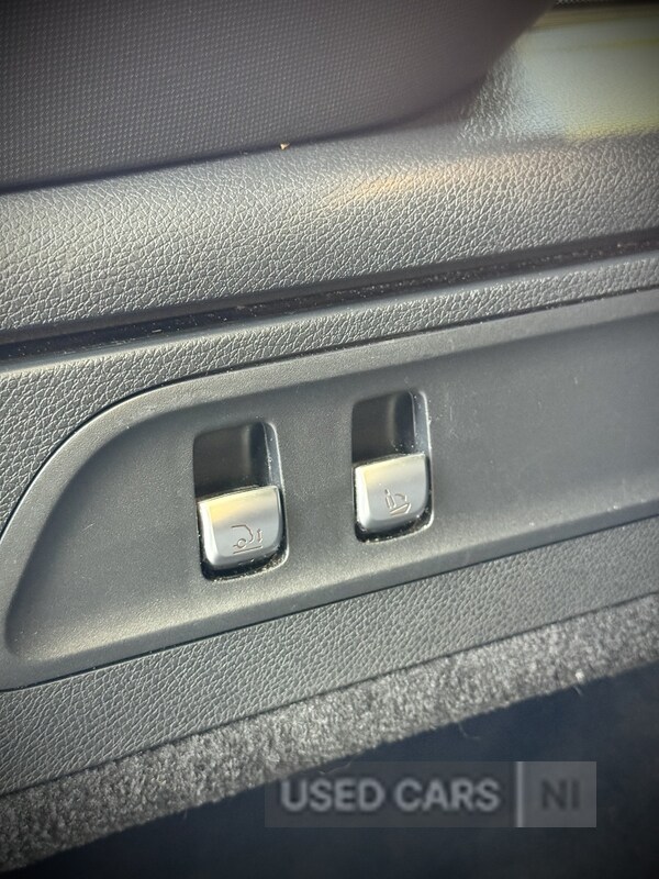 Used Mercedes-Benz GLC 2016 for sale - 78171773: Photo 40