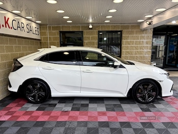 Used Honda Civic 2019 for sale - 79472561: Photo