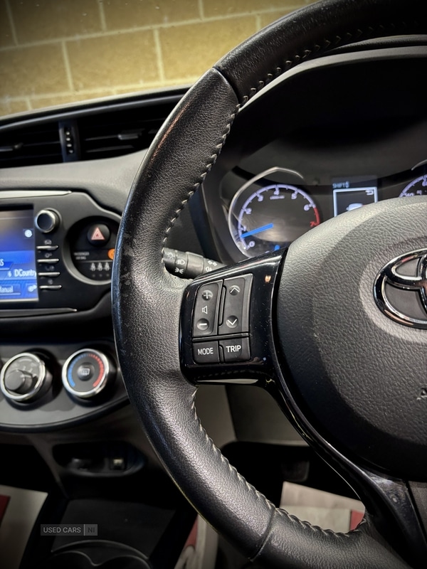 Used Toyota Yaris 2018 for sale - 76167904: Photo 13