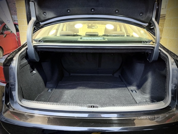 Used Lexus IS 2014 for sale - 76937062: Photo 35