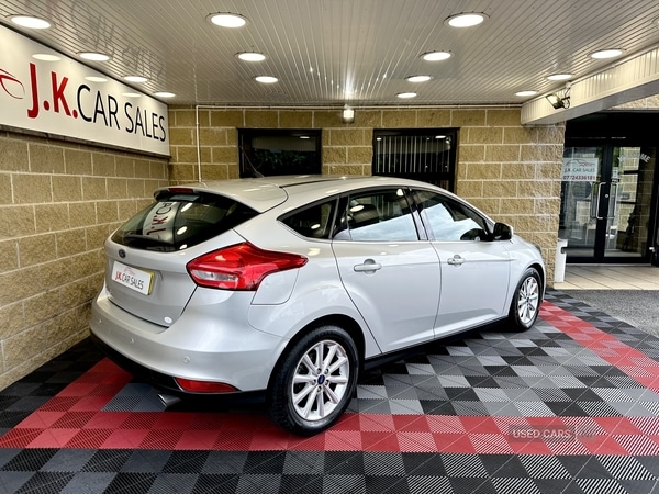 Used Ford Focus 2017 for sale - 71410272: Photo 2