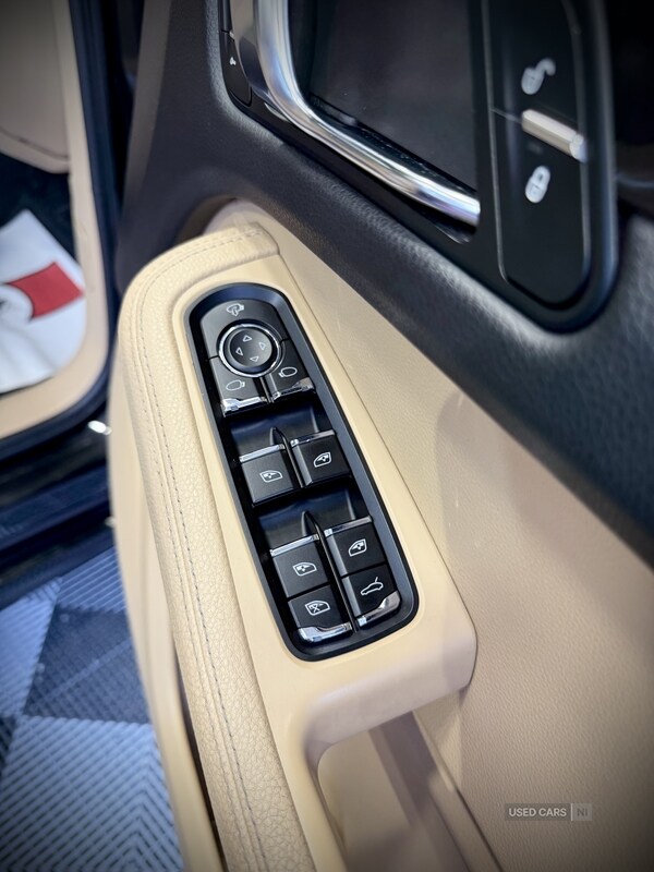 Used Porsche Macan 2016 for sale - 76562894: Photo 34