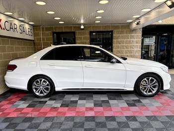 Used Mercedes-Benz E Class 2013 for sale - 79189472: Photo