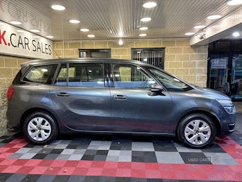 Used Citroen C4 Grand Picasso 2015 for sale - 77401038: Photo