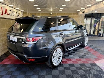 Used Land Rover Range Rover Sport 2016 for sale - 78376533: Photo
