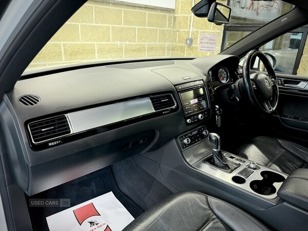 Used Volkswagen Touareg 2016 for sale - 76271103: Photo 33