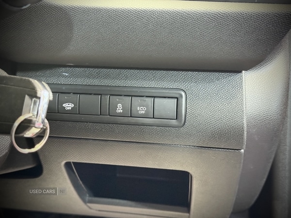 Used Peugeot 308 2015 for sale - 77321189: Photo 19