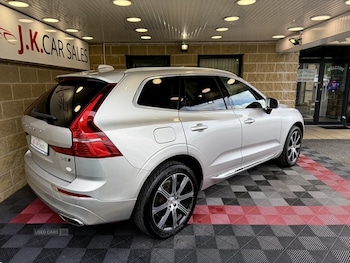 Used Volvo XC60 2018 for sale - 78831000: Photo