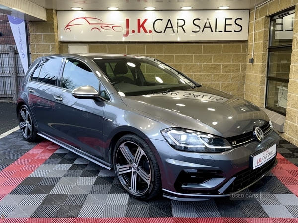 Used Volkswagen Golf 2017 for sale - 76522899: Photo 1