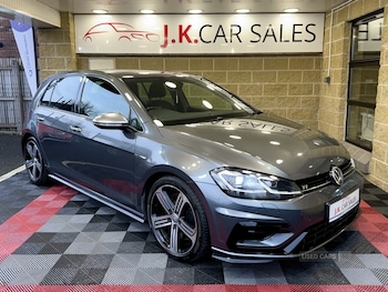 Used Volkswagen Golf 2017 for sale - 76522899: Photo