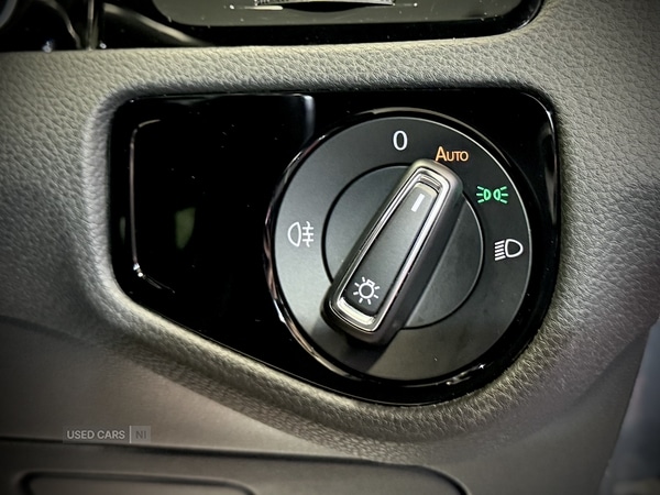 Used Volkswagen Golf 2017 for sale - 76522899: Photo 26