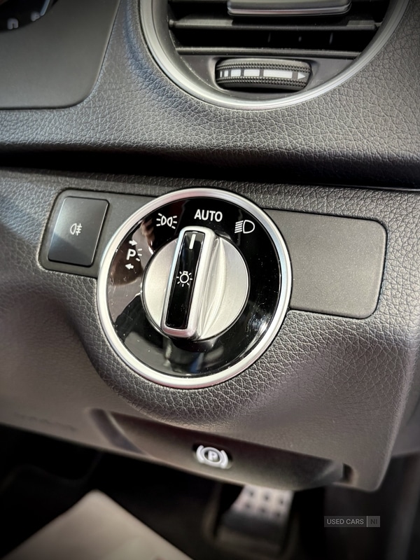 Used Mercedes-Benz C Class 2013 for sale - 76702735: Photo 19